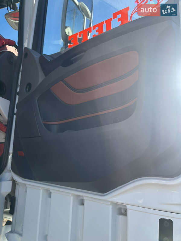 Тягач DAF XF 106 2017 в Тернополе