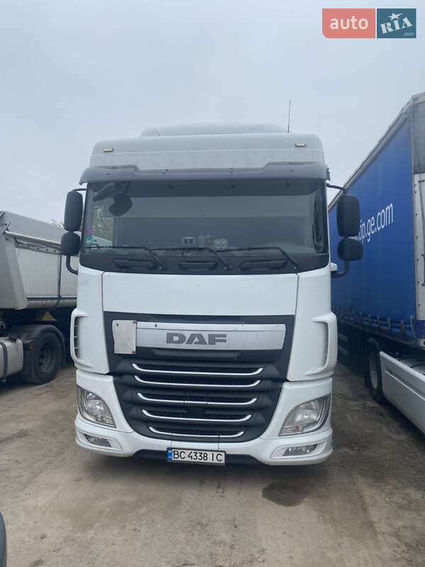 Тягач DAF XF 460 FT 2015 в Львові