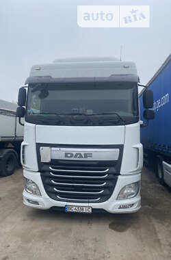 Тягач DAF XF 460 FT 2015 в Львові