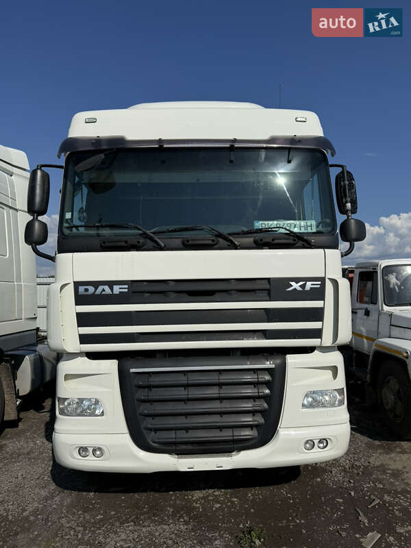 Тягач DAF XF 460 FT 2012 в 
