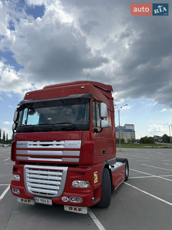 Тягач DAF XF 460 FT 2008 в 