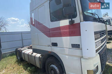 Тягач DAF XF 95.430 2001 в 