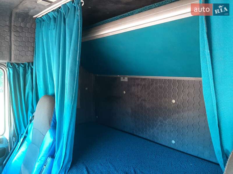 Тягач DAF XF 95.430 2006 в Зборові