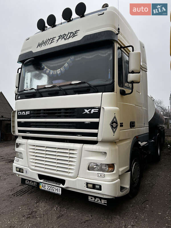 Цистерна DAF XF 95.430 2004 в Кривому Розі