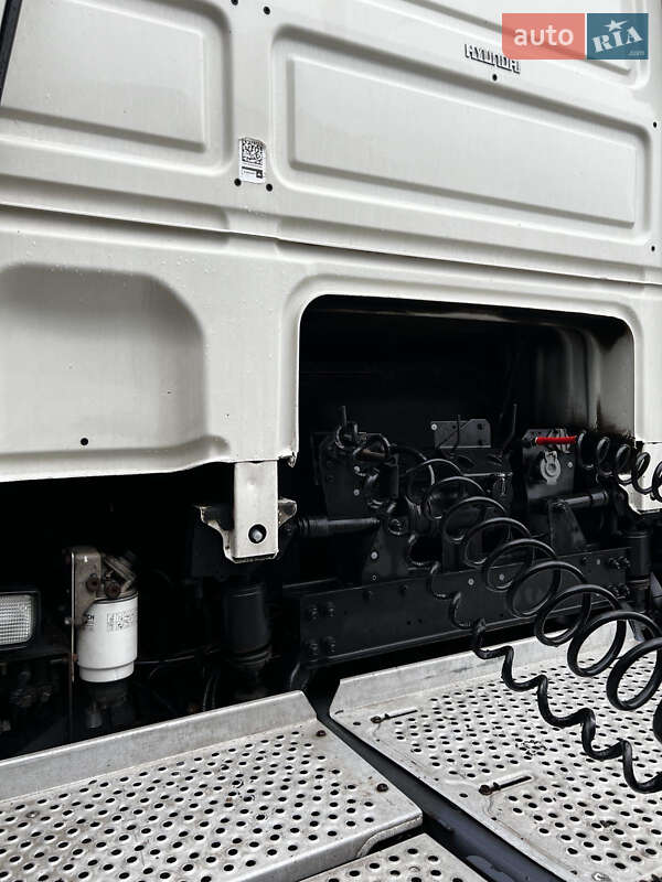 Цистерна DAF XF 95.430 2004 в Кривому Розі