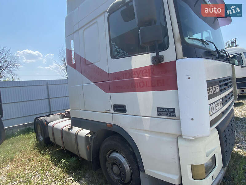 Тягач DAF XF 95.480 2001 в Киеве