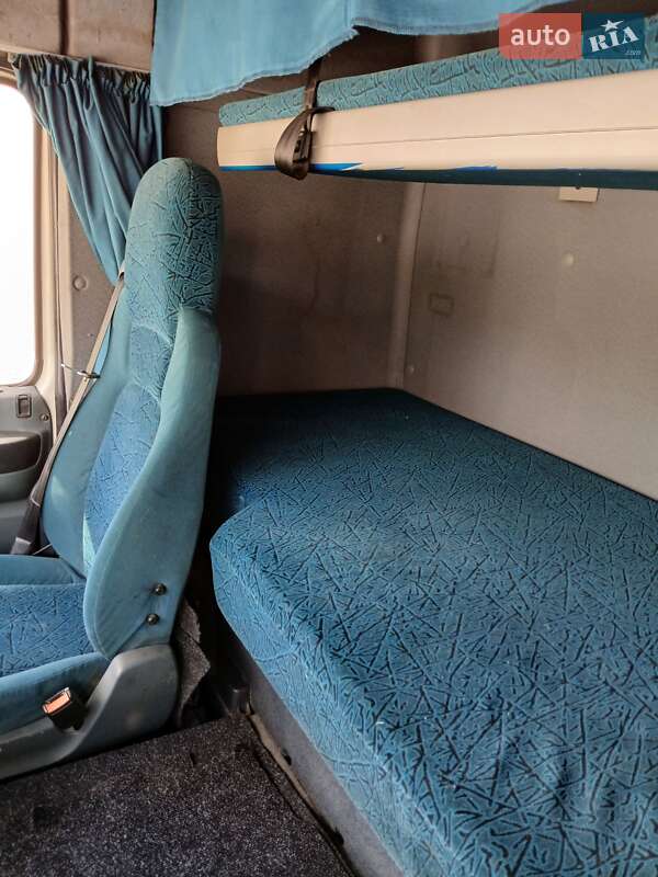 Вантажний фургон DAF XF 95.480 2006 в Львові