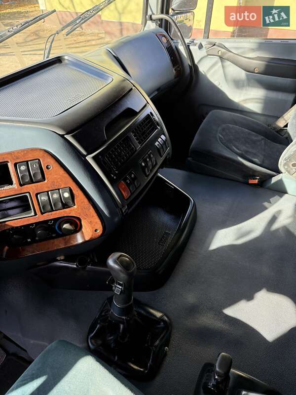 Цистерна DAF XF 95.480 2001 в Черновцах