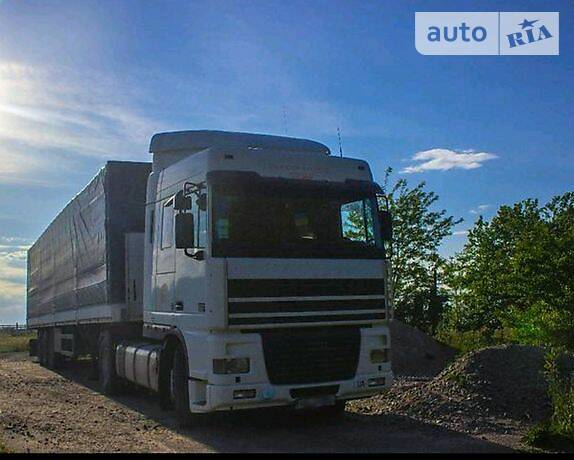 Тягач DAF XF 95 1998 в Черновцах