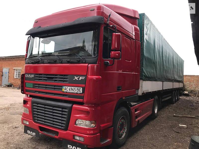 Тентованый DAF XF 95 2006 в Луцке