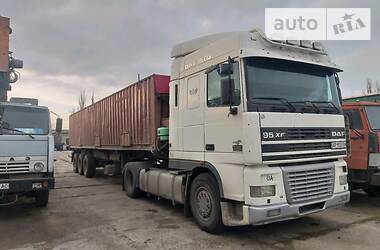 Тягач DAF XF 95 1999 в Снигиревке