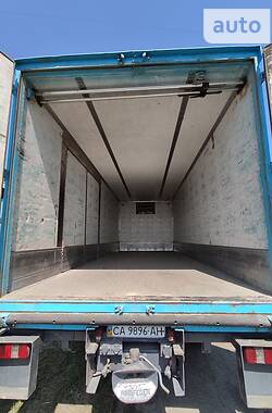 Грузовой фургон DAF XF 95 1998 в 