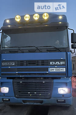 Тягач DAF XF 95 2002 в Радомышле