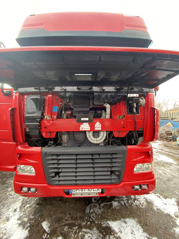 Тягач DAF XF 95 2004 в Белополье