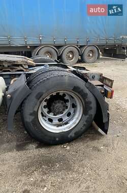 Тягач DAF XF 95 2000 в 