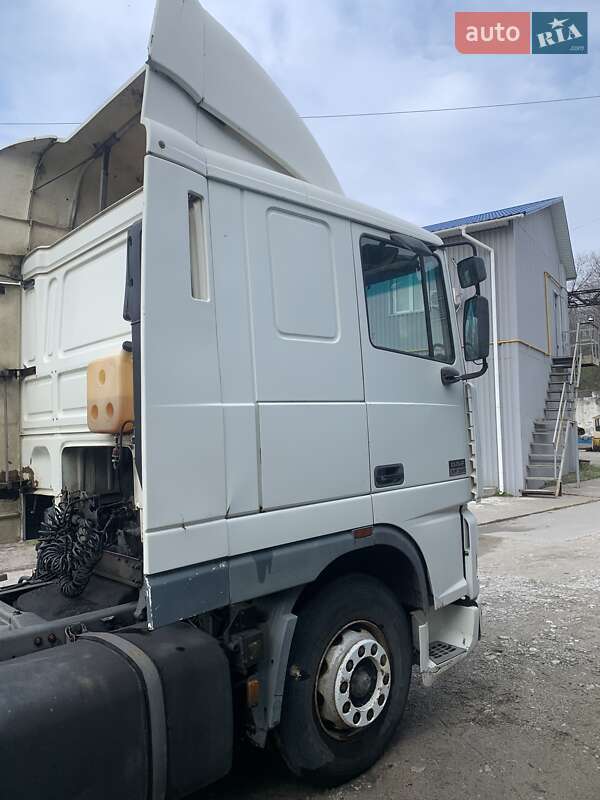 Тягач DAF XF 95 2000 в Запорожье