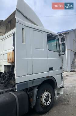 Тягач DAF XF 95 2000 в 
