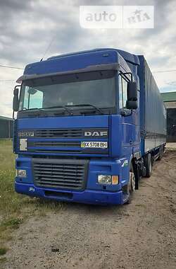 Тягач DAF XF 95 2000 в Славуте