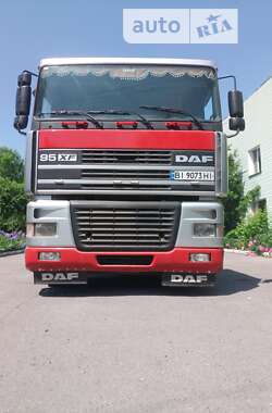 Цистерна DAF XF 95 1999 в Лубнах