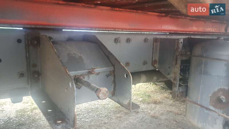 Контейнеровоз DAF XF 95 2005 в Чернівцях