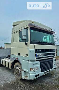 Тягач DAF XF 95 2003 в Буську