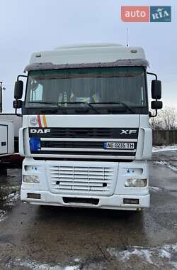 Зерновоз DAF XF 95 2004 в Киеве