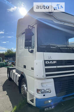 Тягач DAF XF 95 2004 в 