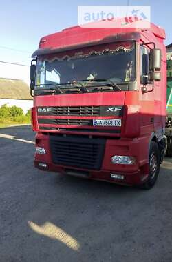 Зерновоз DAF XF 95 2004 в Умани