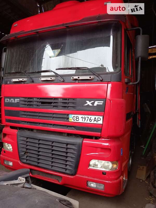 Тягач DAF XF 95 2004 в Чернигове