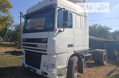 Тягач DAF XF 95 2004 в Валках