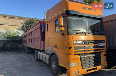 Зерновоз DAF XF 95 2003 в 