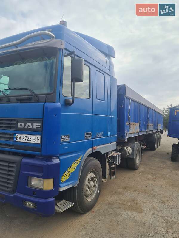 Контейнеровоз DAF XF 95 2002 в Благовещенском