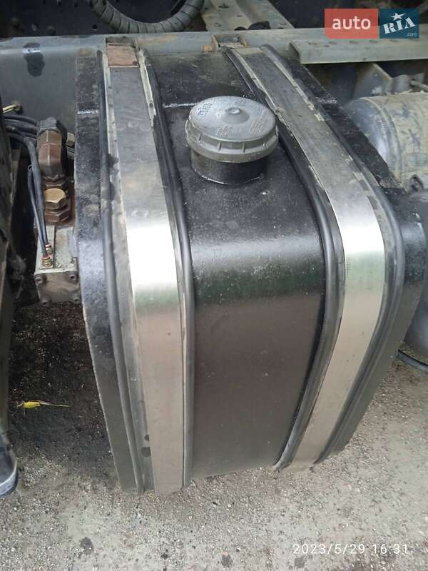 Тягач DAF XF 95 2001 в Запоріжжі