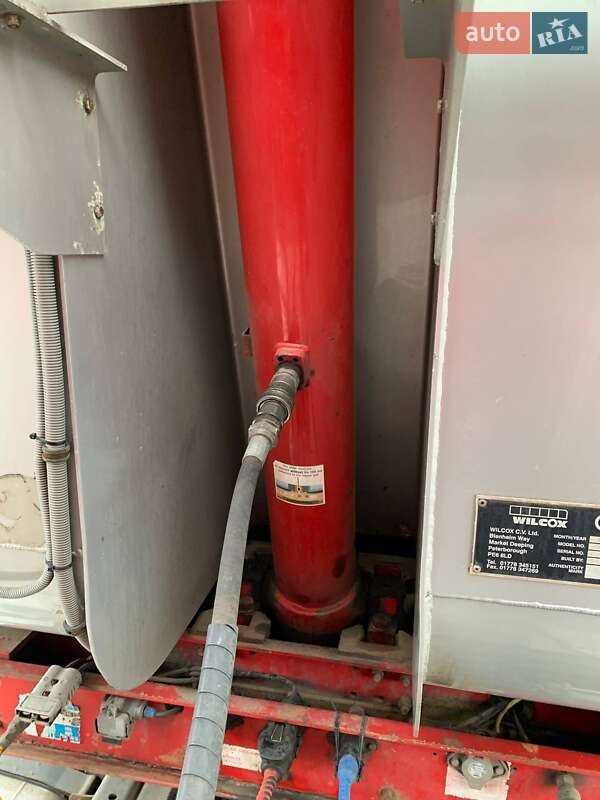 Тягач DAF XF 95 2006 в Дніпрі