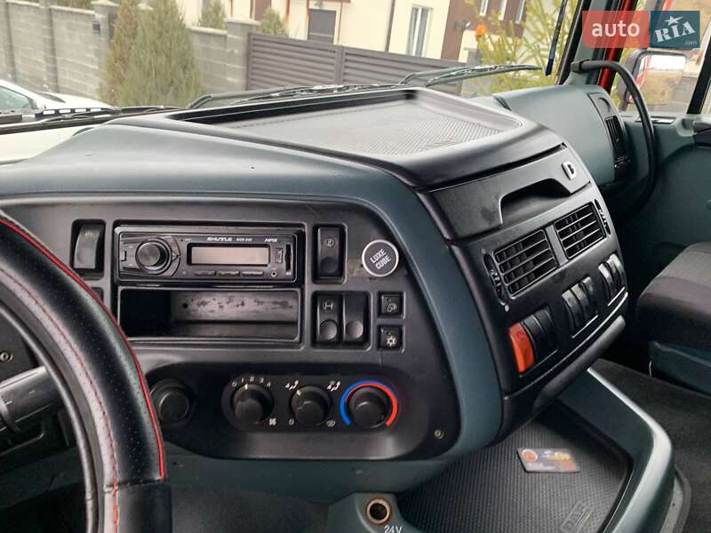 Тягач DAF XF 95 2006 в Дніпрі