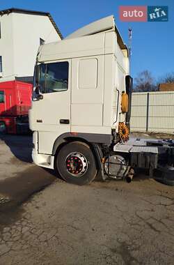 Тягач DAF XF 95 2004 в Жашкове