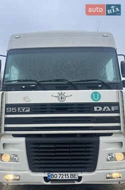 Тягач DAF XF 95 2001 в Борщеве