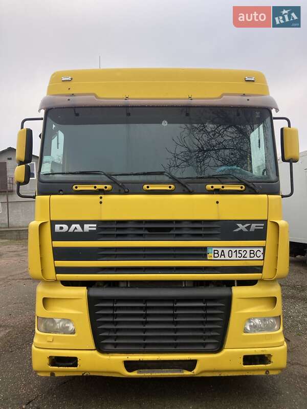 Контейнеровоз DAF XF 95 2005 в 