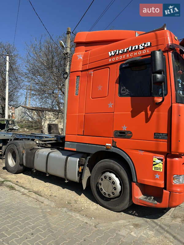 Тягач DAF XF 95 2001 в Одессе
