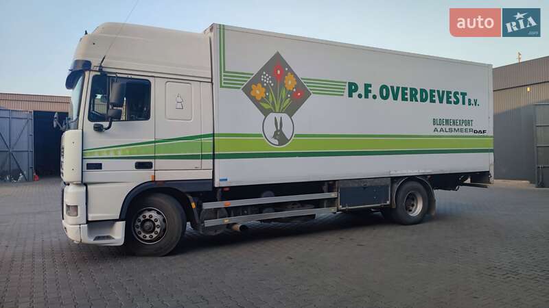 Вантажний фургон DAF XF 95 1999 в Дніпрі