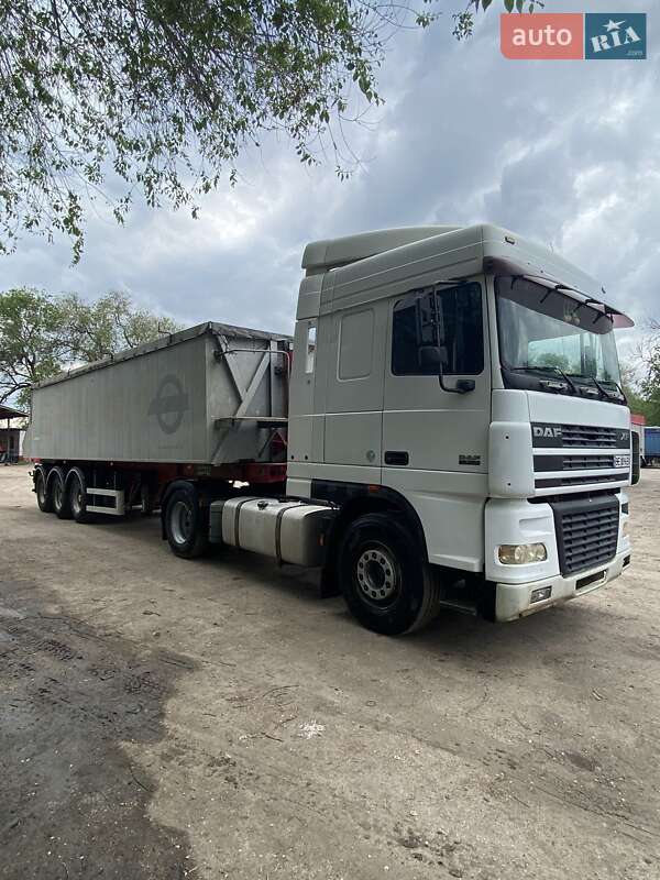 Зерновоз DAF XF 95 2006 в 