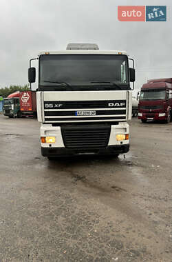 Самосвал DAF XF 95 1999 в 
