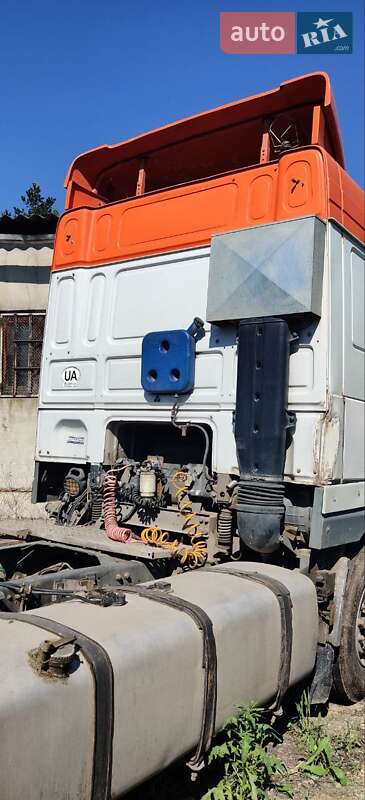 Тягач DAF XF 95 1998 в Харкові