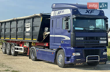 Самосвал DAF XF 95 2000 в 