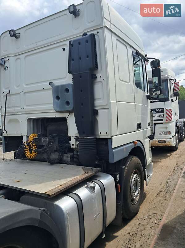 Тягач DAF XF 95 2005 в Дніпрі