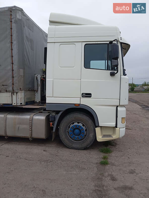 Тентованый DAF XF 95 1999 в Подольске