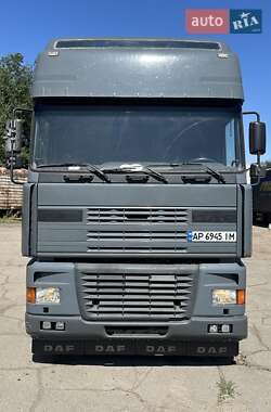 Тягач DAF XF 95 2001 в 