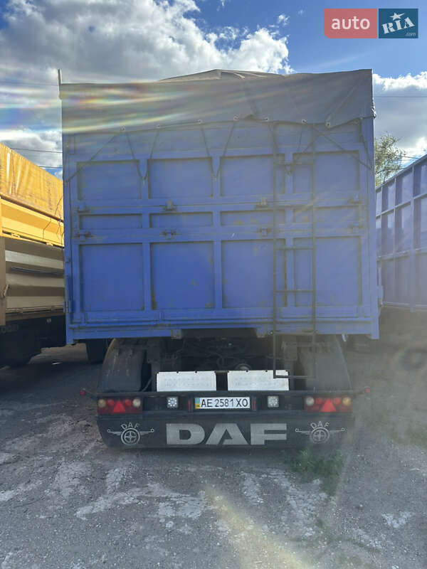 Контейнеровоз DAF XF 95 2004 в Магдалиновке