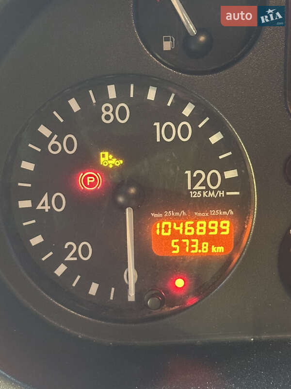 Контейнеровоз DAF XF 95 2004 в Магдалиновке