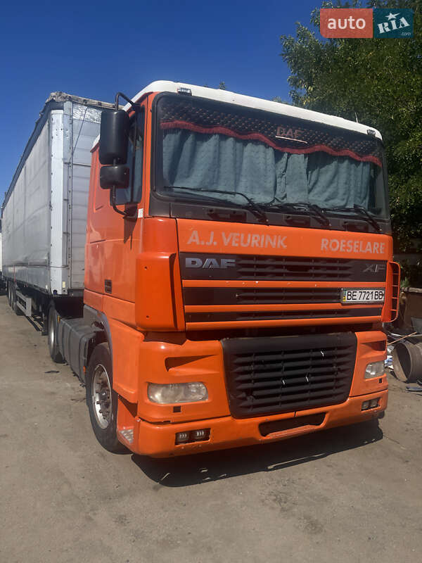 Тягач DAF XF 95 1998 в 